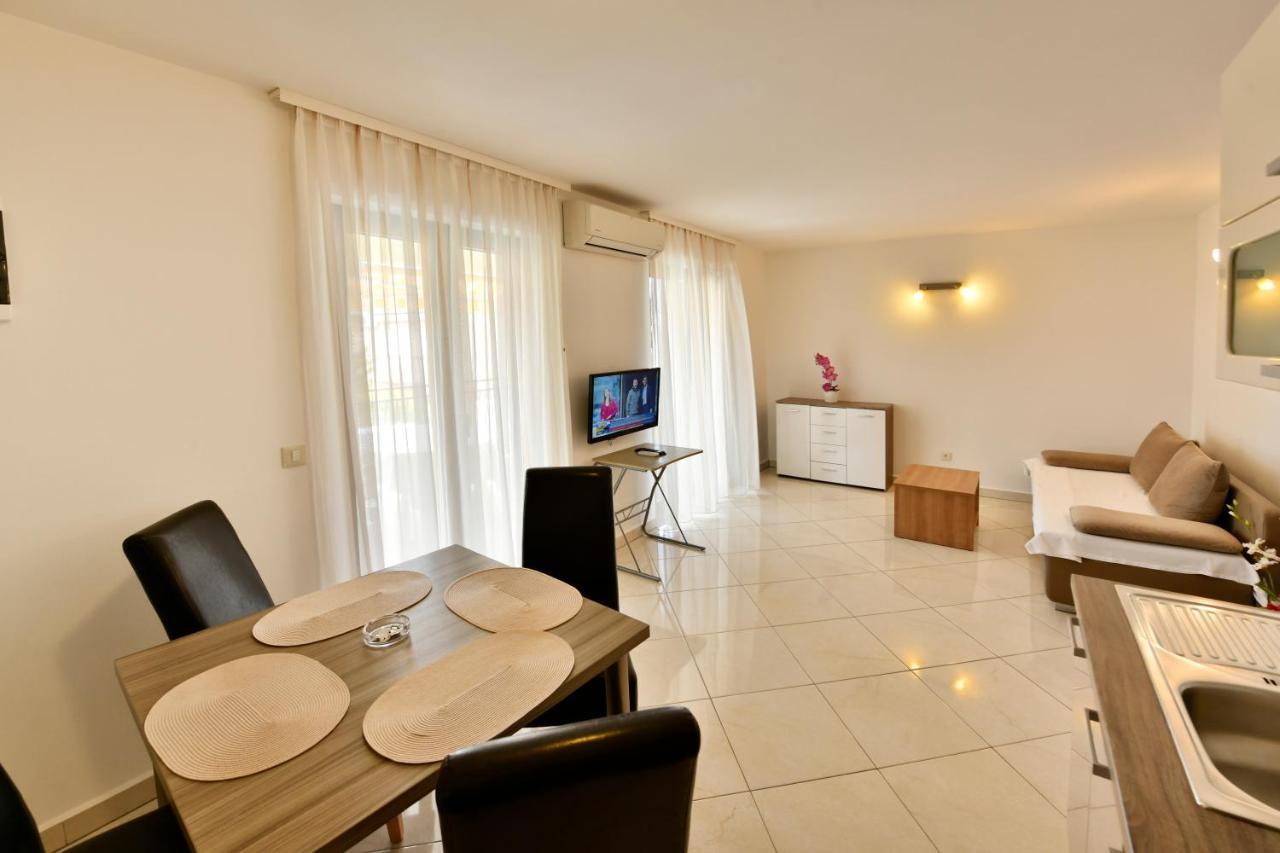 Apartments Jasmina Porec Luaran gambar