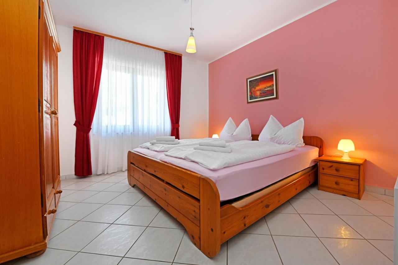 Apartments Jasmina Porec Luaran gambar