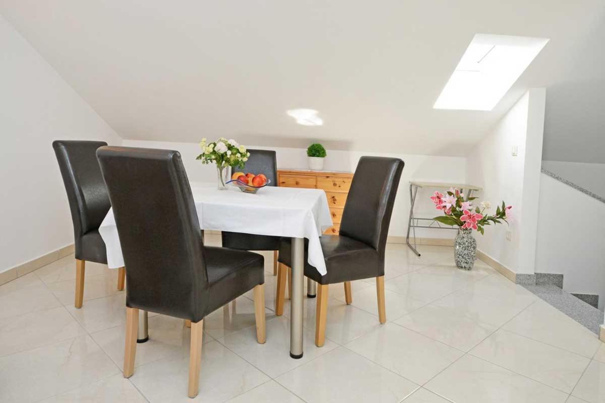 Apartments Jasmina Porec Bilik gambar
