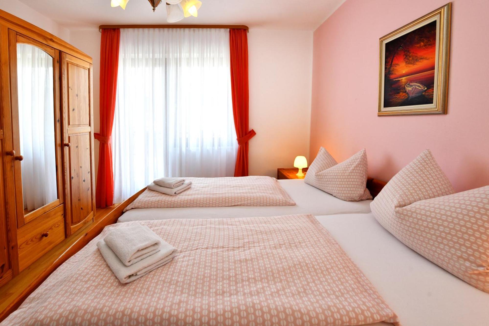 Apartments Jasmina Porec Luaran gambar
