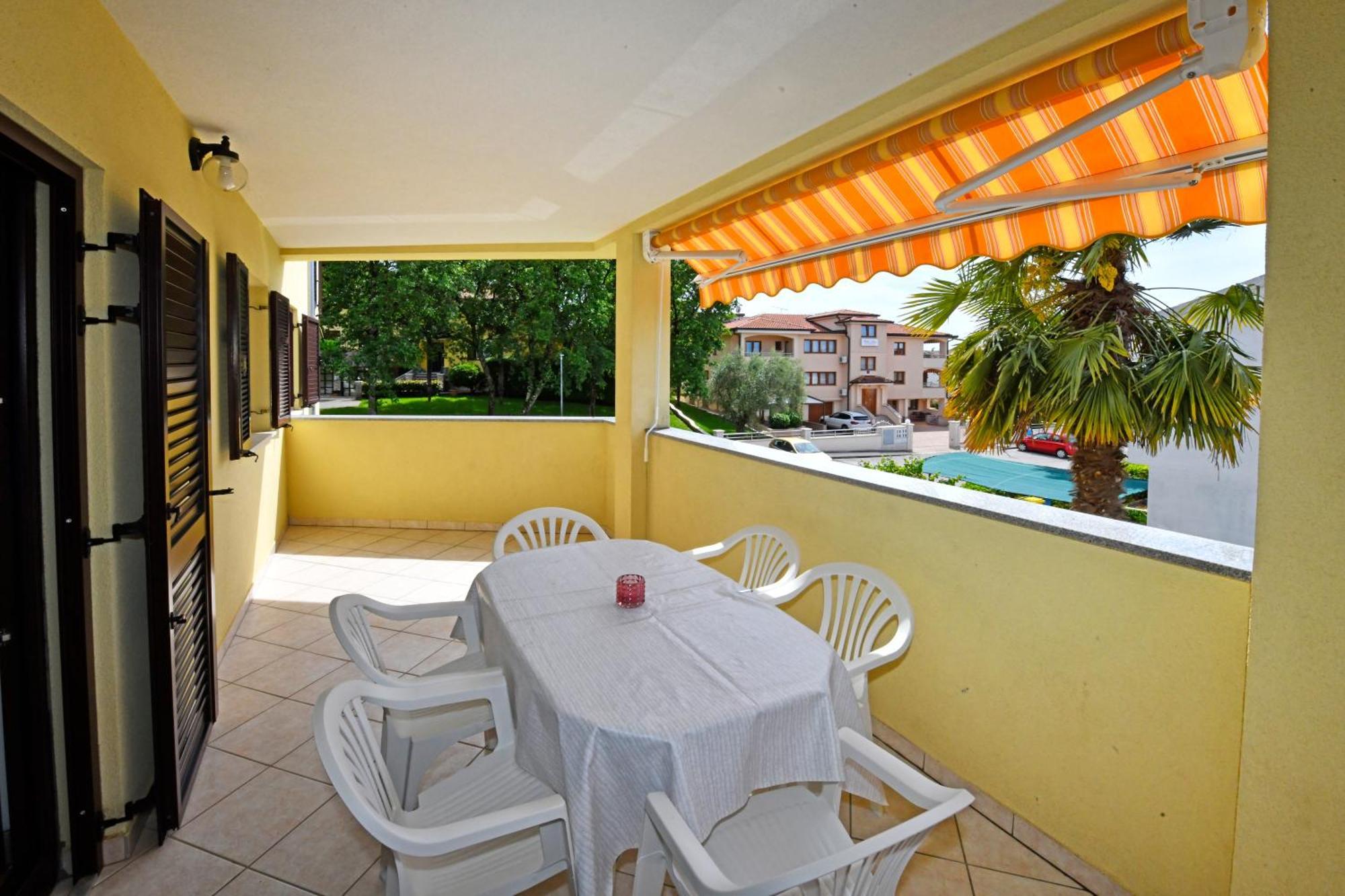 Apartments Jasmina Porec Luaran gambar