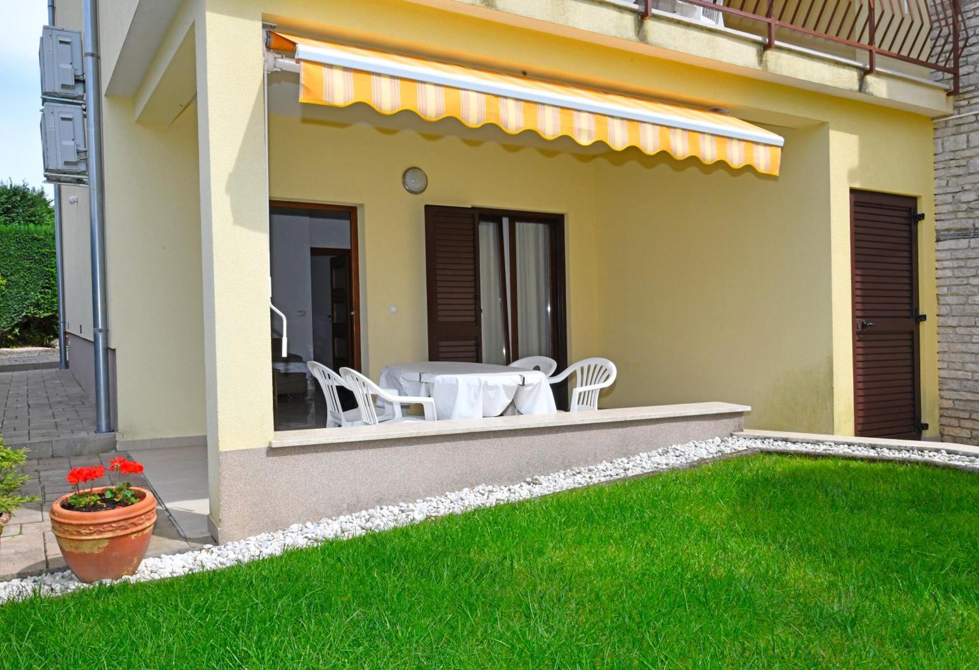 Apartments Jasmina Porec Luaran gambar