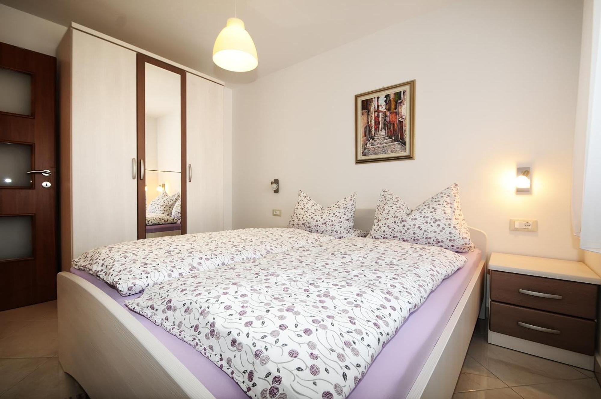 Apartments Jasmina Porec Bilik gambar