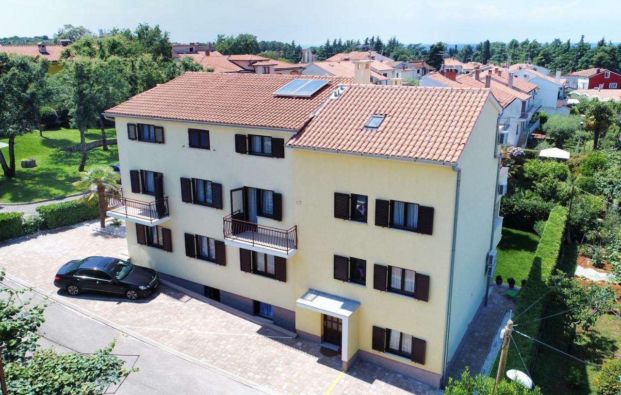 Apartments Jasmina Porec Luaran gambar